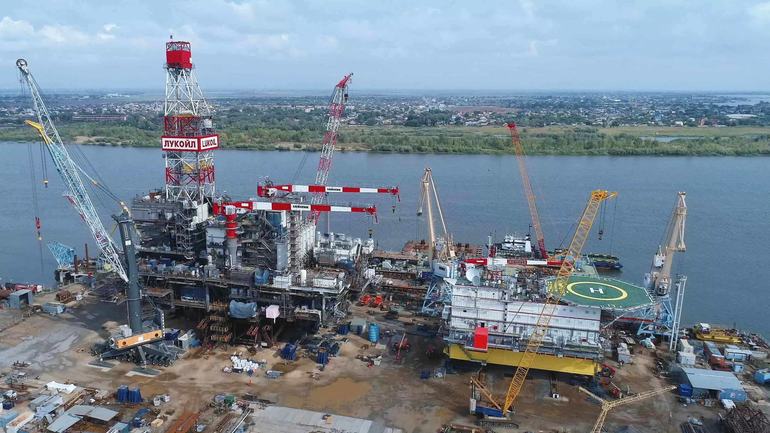 13.lsp-topside-construction-1