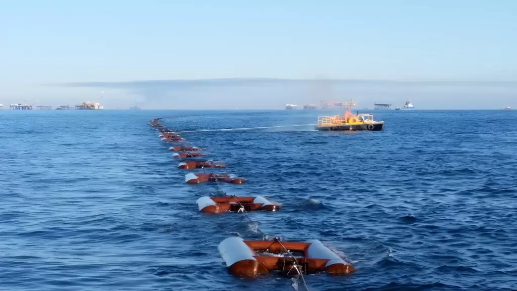 Подводные трубопроводы морской стационарной платформы LAM-E